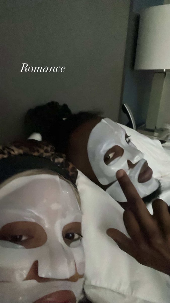 foxyessy's tweet photo. @yallalldumb @wheresjady Do not believe this girl. I would literally post us kissing, on dates, and taking our family on vacation on my story/CF. She told me that she knew we were still having sex and living together, but didn’t care. Like please 😭 https://t.co/Riust0GsWL