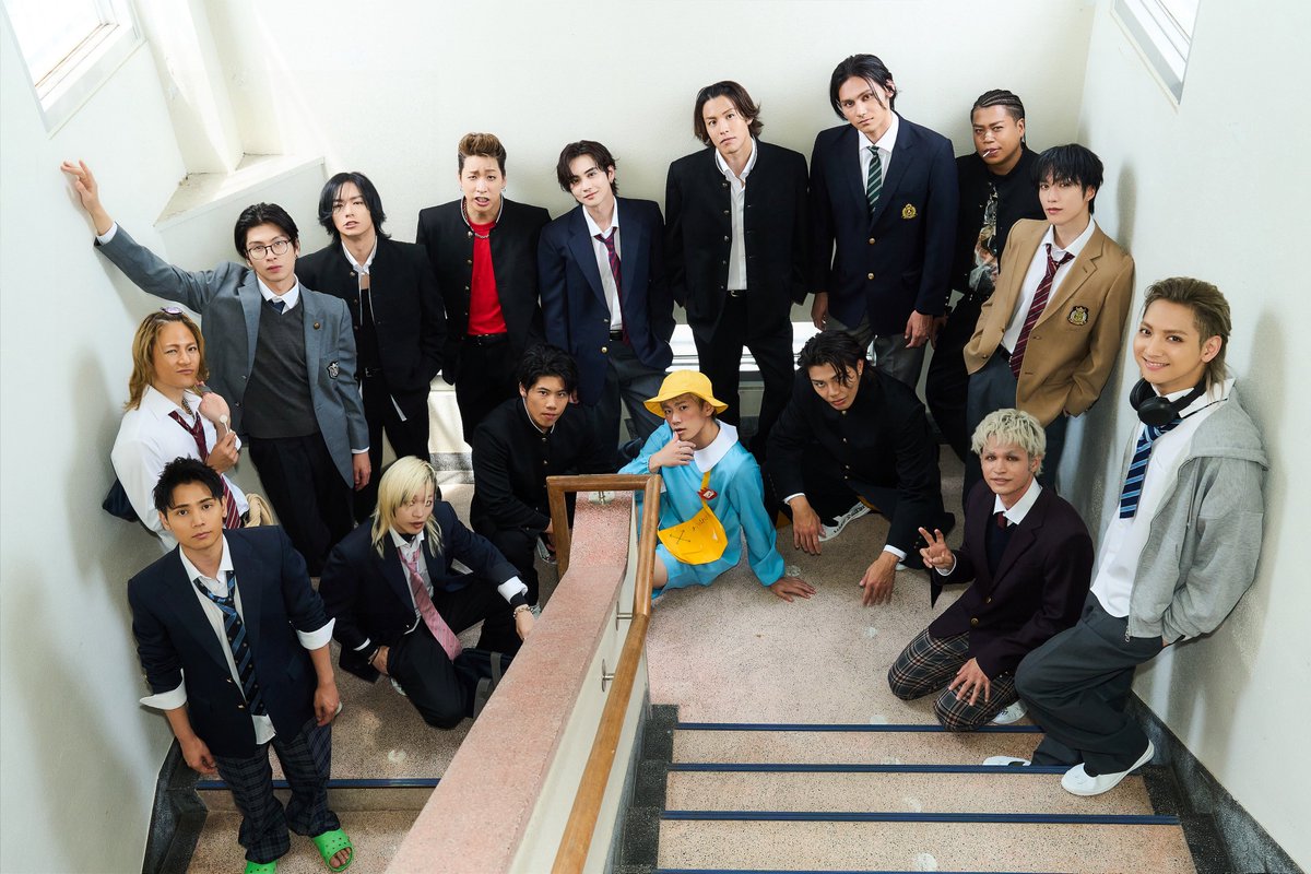 therampagefext's tweet photo. ／
THE RAMPAGE OFFICIAL FAN CLUB EVENT 2026 
"THE RAVERS DAY" 
〜らんぺ学園開校！ 6時間生配信〜
＼

#らんぺ学園 階段での思い出ショットを公開📸

アーカイブ配信は
本日7/20(月・祝)23:59まで⚠️

🎫PPVチケットはこちらから🆑
https://t.co/o01FVZfWPZ

最後までたくさんお楽しみください🏫❤️‍🔥

@CL_OFFICIAL_ACC 
#THERAMPAGE