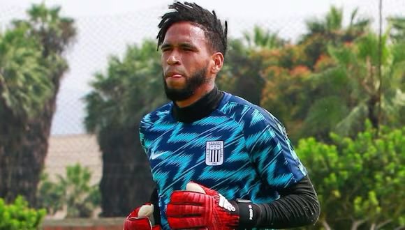 cbenaventep's tweet photo. Y un día volvió…. El arquero Pedro Gallese prácticamente tiene todo acordado para jugar por Alianza Lima en el Torneo Clausura. Asimismo, ya están asegurados el chileno Nicolás Díaz y el nacional Jhair Soto, quien llega de ADT. Estos tres refuerzos fueron pedidos por el área de fútbol del club íntimo.