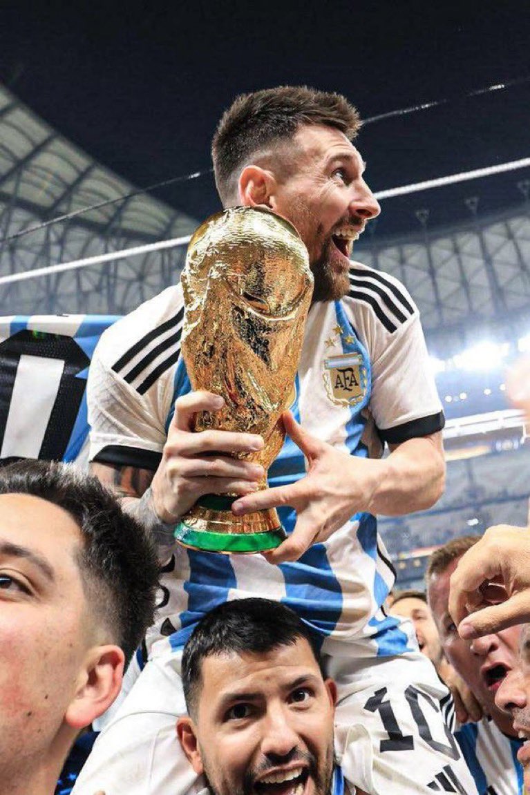 Messistaa10_'s tweet photo. Sos el motivo por el cuál ya nadie llora como antes por perder un mundial.

Gracias, capitán. https://t.co/7EWCFITnJF