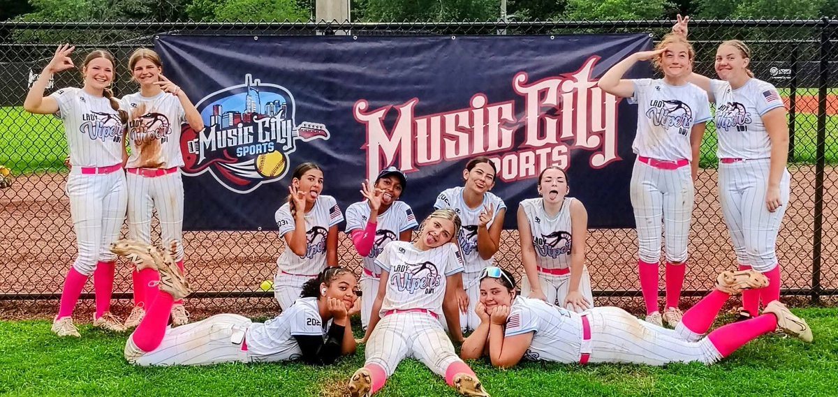 KeelyTiljak's tweet photo. Clinch grand slam from Nationals. We placed 5 out of 41. End of season stats: Hitting BA .570, OPS 1.566, SLG .950. Pitching  ERA 3.5.  Fielding  FPCT 1.000 and 0 Errors for the 2nd half of the season.  #fastpitchsoftball  #GrandSlam #usssasoftball #MusicCityNationals https://t.co/OAaaXCXXWM