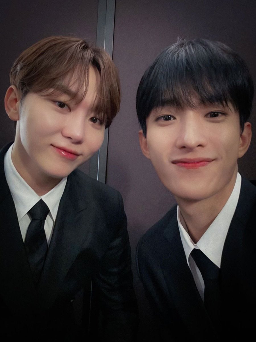 여름 tweet media