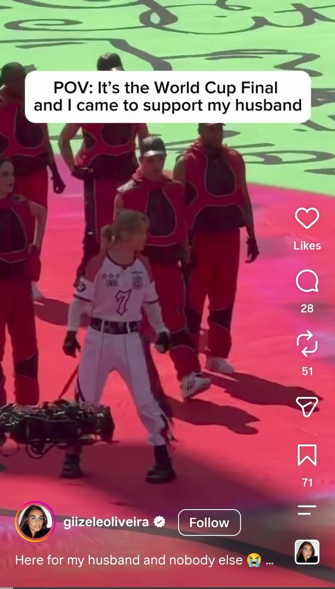 itboypop's tweet photo. I AM CRYING SHE LOUD AS FUCK TOO https://t.co/Aml1ZSElaF