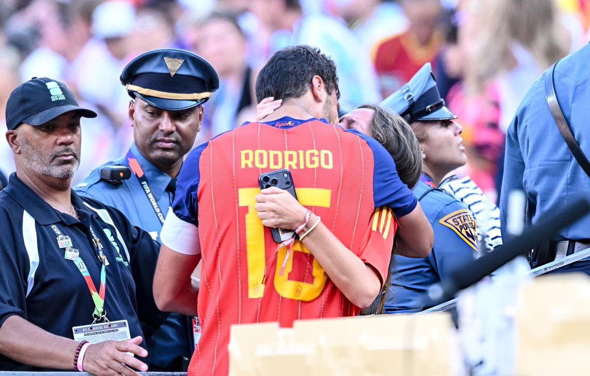 Rodri es campeón del mundo tweet media