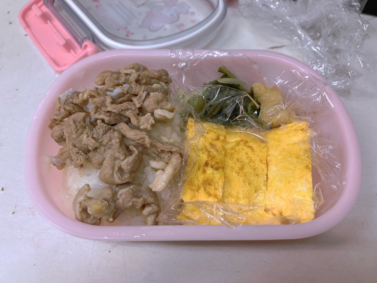 satou__0501's tweet photo. たまーにお料理もします🍳
そんな女です https://t.co/vjTBC0AyhE