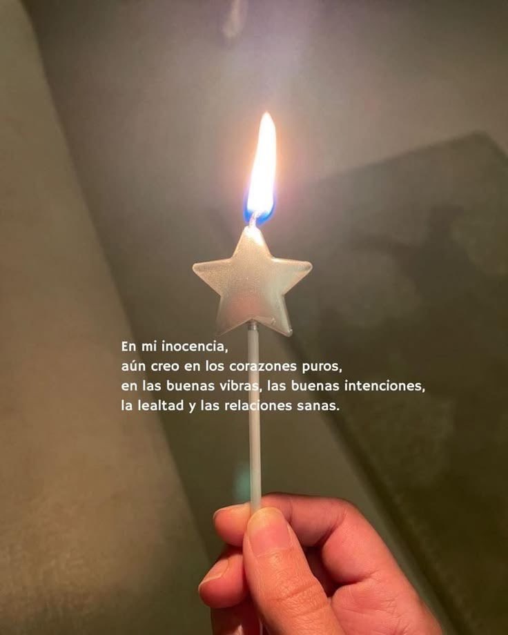dilocondibujos_'s tweet photo. Aún creo en los corazones puros https://t.co/pu8AhnRC6q