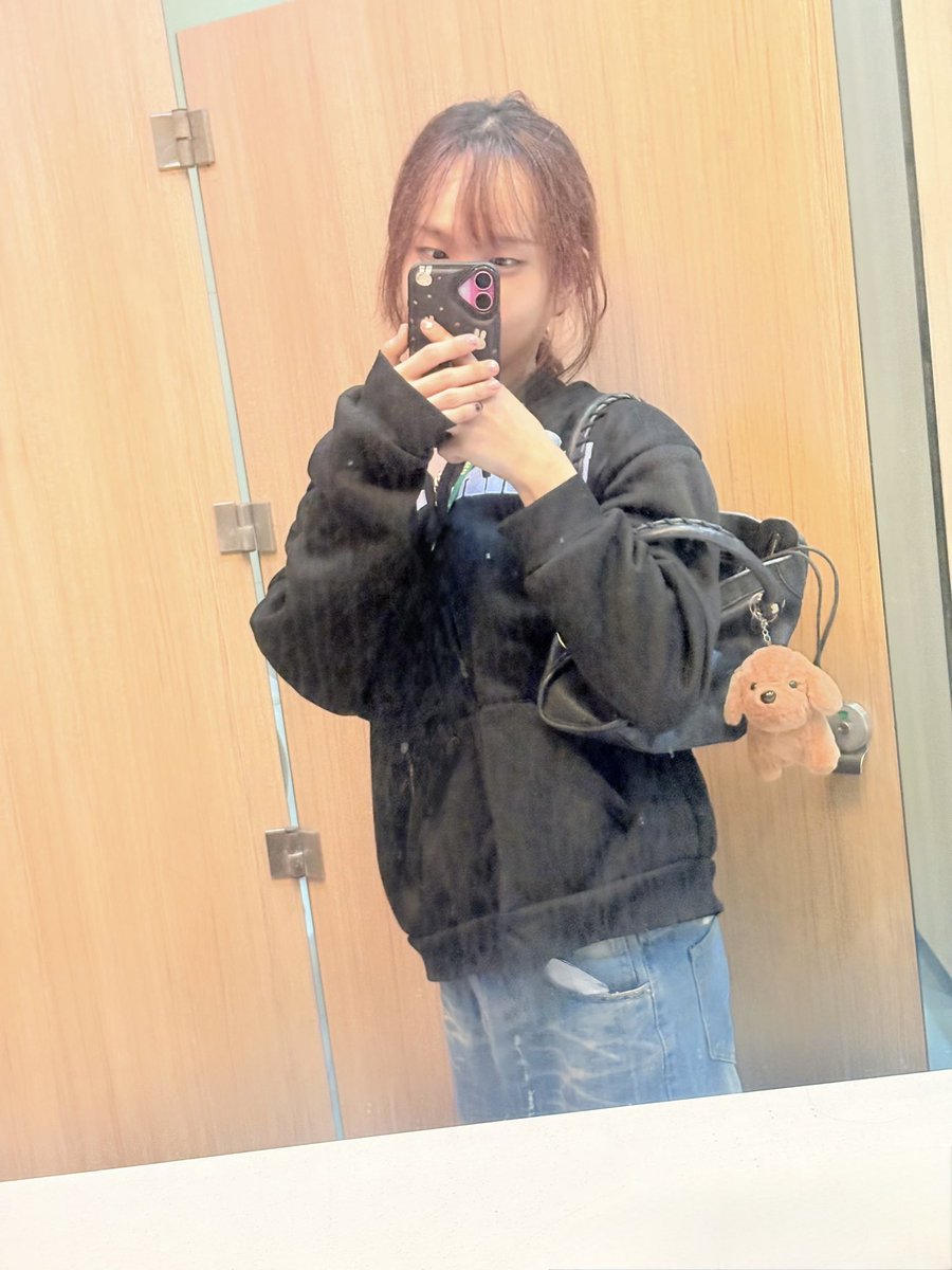 usemeajm's tweet photo. boy moding at uni :>
#moothunt〃・ #moots #puppygirl #puppyboy https://t.co/TvC9uwndiJ