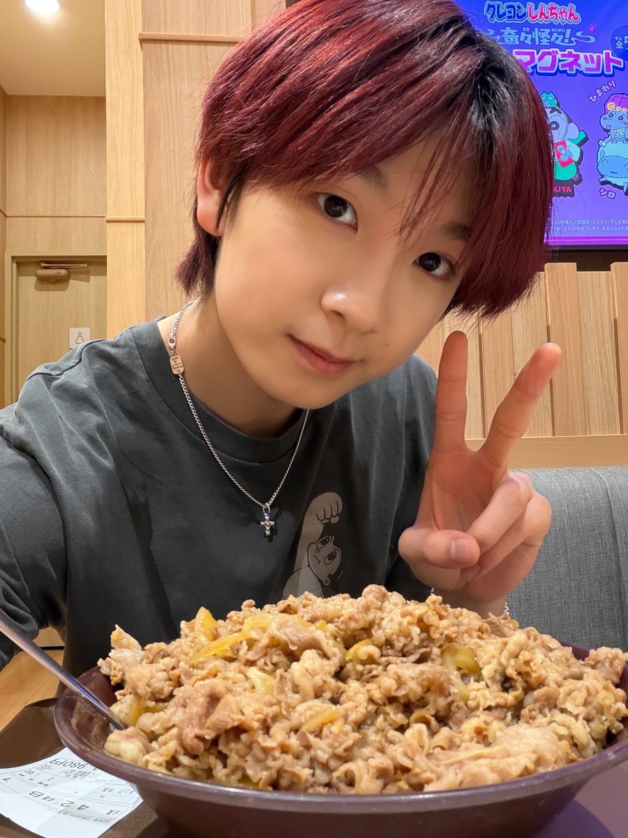 JiKyMoFRFan's tweet photo. ||A&amp;0VERSE||☆190726☆

[#KYRELL]

King Gyu-dong 👑 J'ai tout mangé~

~~~~~~~~
©️ AMPERS&amp;ONE ➡️ W3V3RS3
#⏰️ https://t.co/nYIo4mHnWo