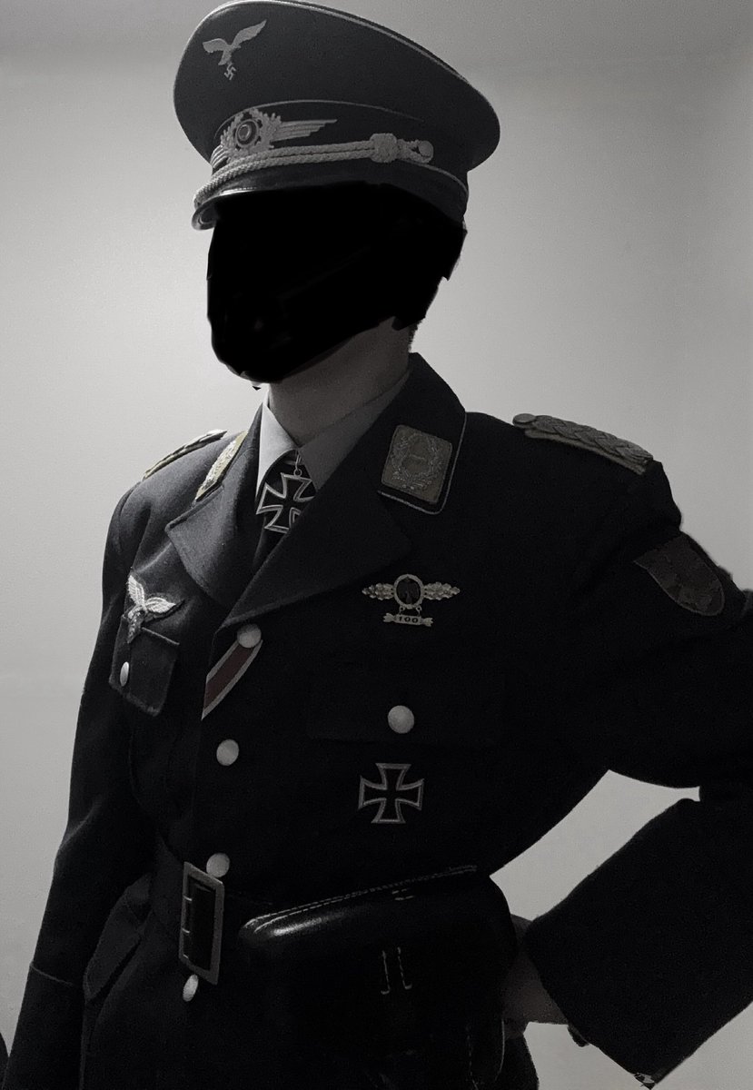 klaus8841's tweet photo. #凍結祭りでフォロワー減ったから自己紹介して逆に増やす
2900人いたのに凍結された人です。ドイツ軍やら米軍やらスイス軍やらロシアソ連軍とか色々軍装してる人 https://t.co/bZ2GI4vymq