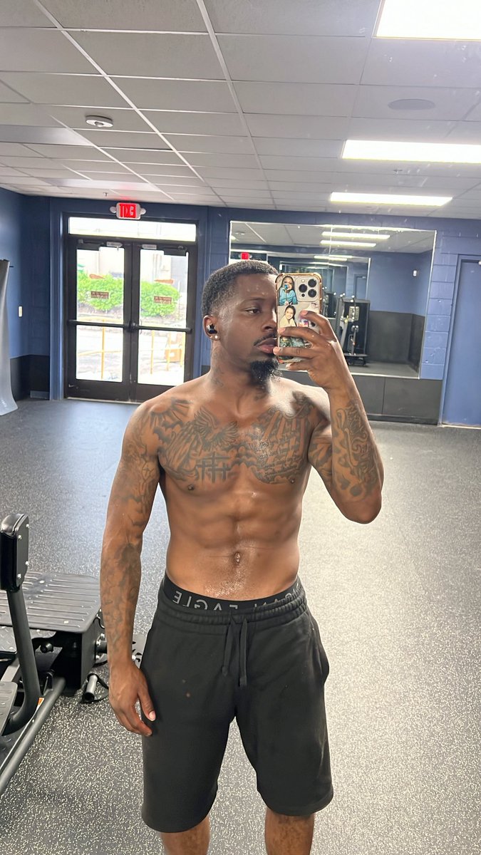 414_rod's tweet photo. TS paid off fr 💪🏾 🔥 #gym #viral https://t.co/yNo7lIxqkz