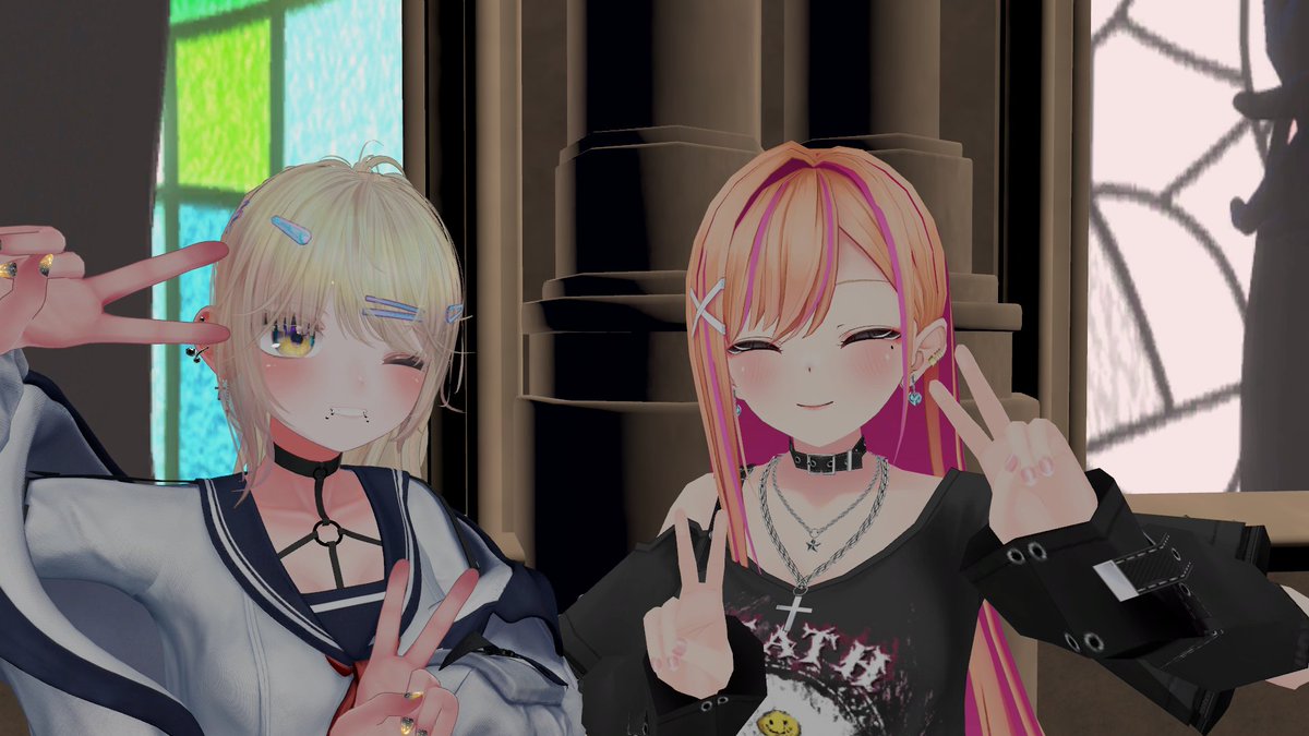 unico_pwpr's tweet photo. 本営業もおつかれさまでした
試着ぎゃる姿でアフター少しお邪魔しました
シリルさんにボーナスなでなでされてと思いきや脳みそこねこねだった😭
コーヒーマンさんとMakiaさんとツーショを撮らせていただきました✌️ぎゃるかわ最高ー！！
ありがとうございましたー
#VRC_Confession https://t.co/Uy9ZL4JNe1