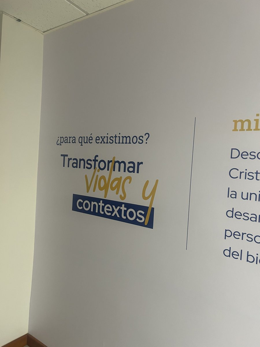avvelasquez's tweet photo. @utpl @ComUTPL 💙💙 https://t.co/2D67H83ih6