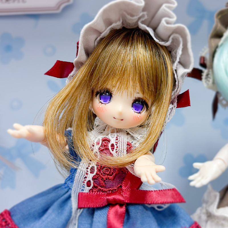 あまむす　マオ　ミニスウィーツドール おはようございます🌞 本日の一枚は「マオ」ちゃん💙 本日も一段と暑い