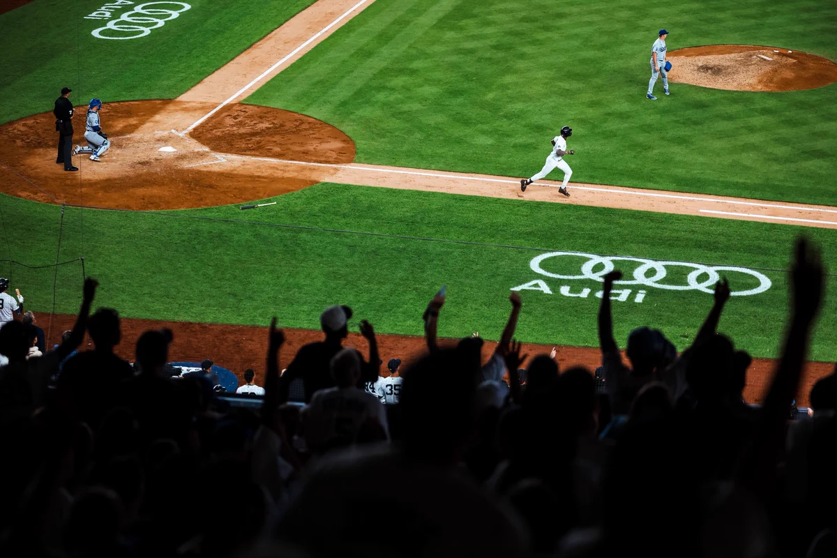 Jazz Chisholm Jr. hits a home run after rounding the bases.