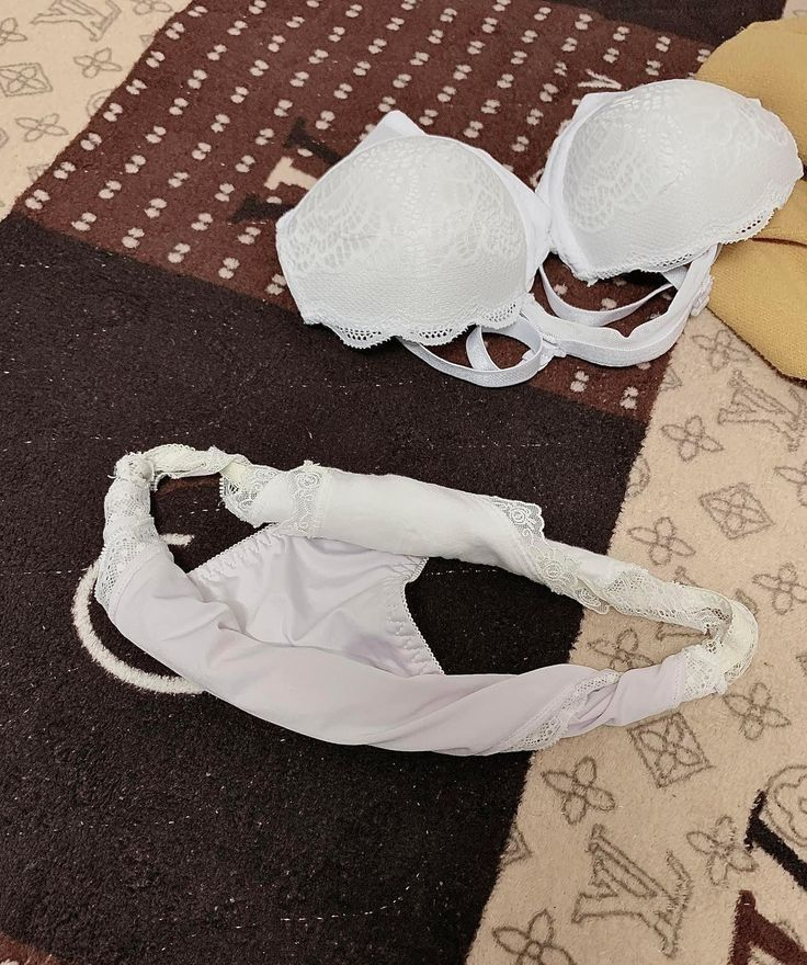 Minii_Highness's tweet photo. im craving throne gifts tonight soooo #selling nudes, #buyers just have to gift obviiii >-<!!

#seller #sellingcontent #findom #finsub #slave #finslave #feet #nudes https://t.co/LLuhm3rc7Q