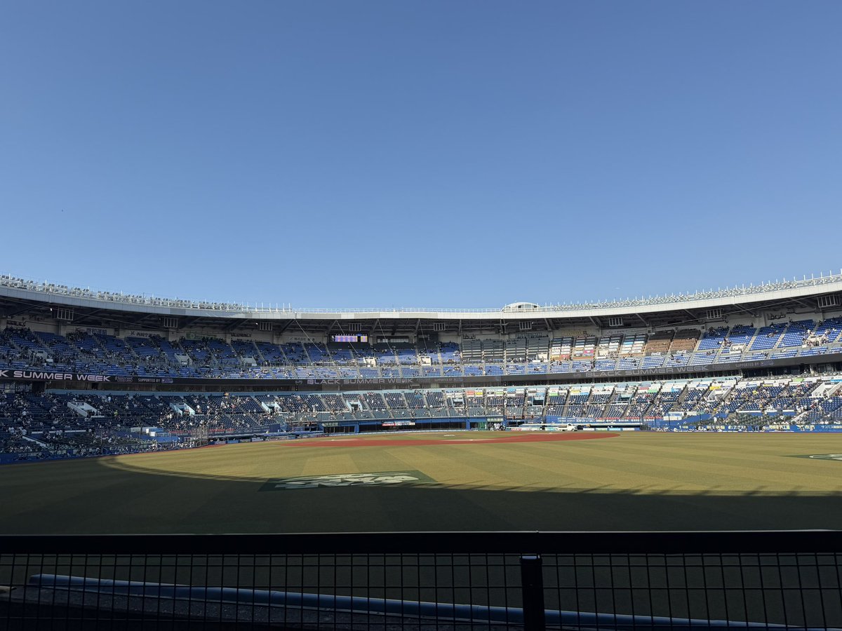 yo4oji3's tweet photo. マ着からしばらく経って今日はいつもよりセンター側で。それにしても暑い。 https://t.co/sApiaocxIs