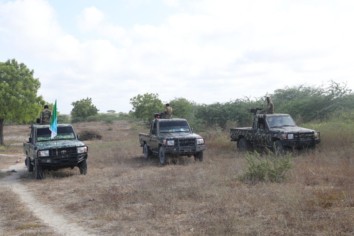MediaMustaqbal's tweet photo. #Danab Special Forces and #Jubaland Forces apprehend AS fighters after night #operations in #LowerJubba ➡️https://t.co/tXxHq02qwE https://t.co/uLIRoBHQ60