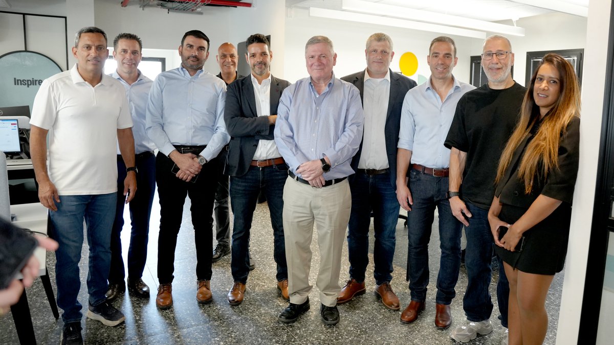 QualityAIGroup's tweet photo. Proud to mark a milestone in Sderot.
With Bank Hapoalim and the Sderot Municipality, we've grown our tech center to ~150 employees, with more growth ahead as we invest in local talent and strengthen southern Israel's tech ecosystem.
📷 Ori Gabay
#IsraeliTech #QualityAI https://t.co/wBJHPIGMjm