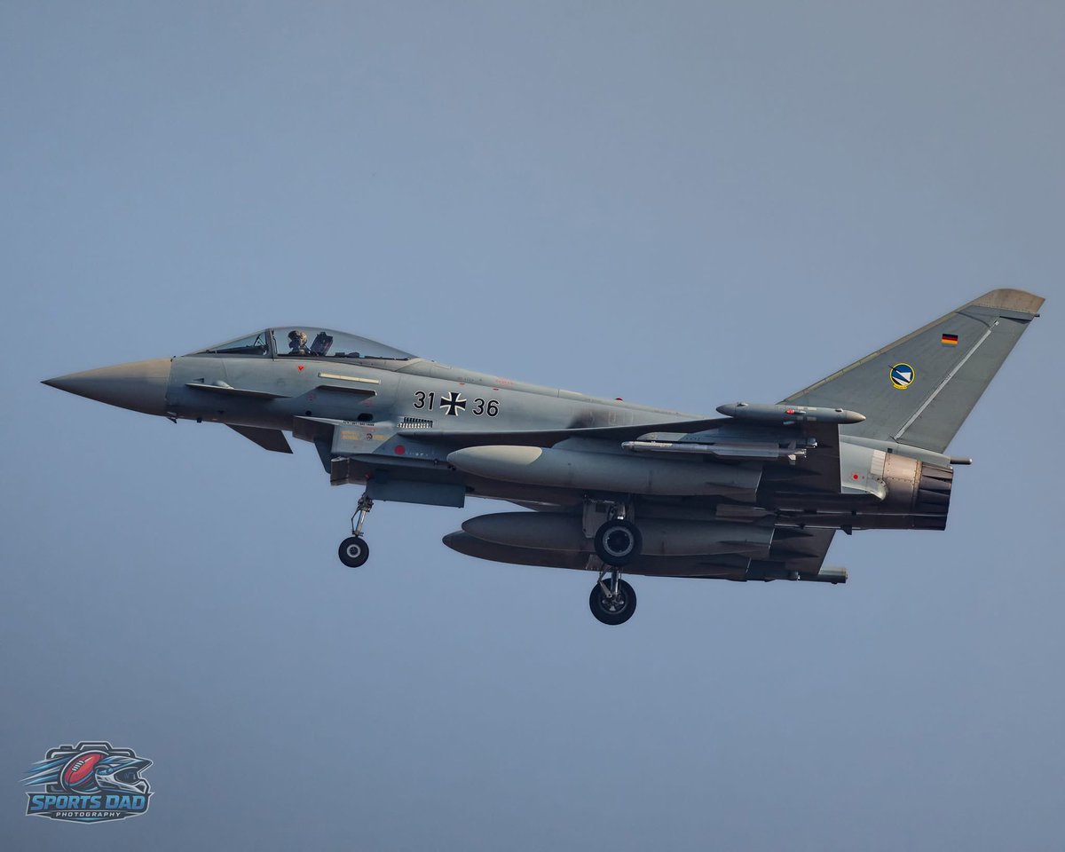 cqplanespotting's tweet photo. More arrivals at RAAF Base Darwin ahead of Ex #PitchBlack 2026 (#PB26) kicking off today.

Six @bundeswehrInfo German Air Force (@Team_Luftwaffe) Eurofighter Typhoons flew in supported by an Airbus A400 transport.

The A400 and a Typhoon wear a special 70th Anniversary livery. https://t.co/cNgMX3U5wI