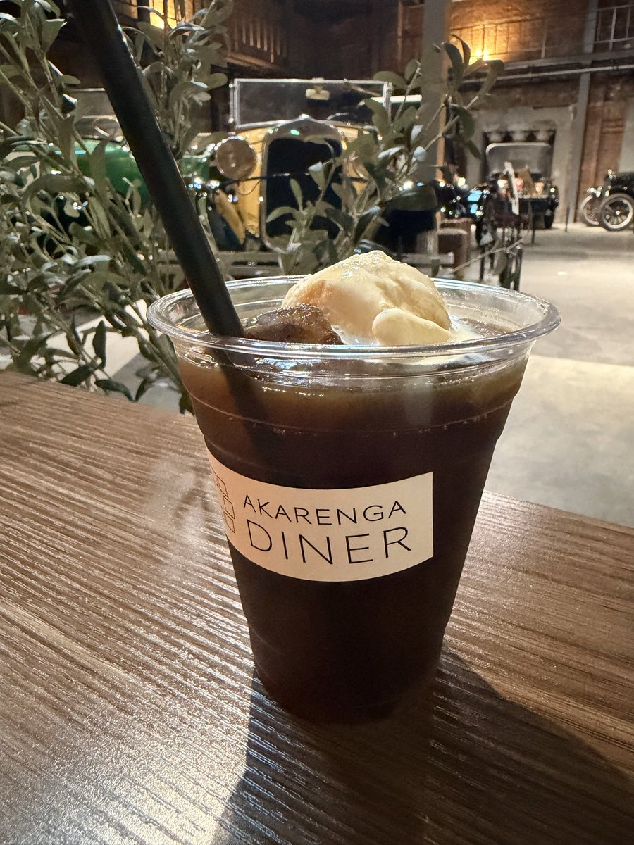 atmkat's tweet photo. 館内のカフェでひとやすみ☕ https://t.co/fFWK8c5PPH