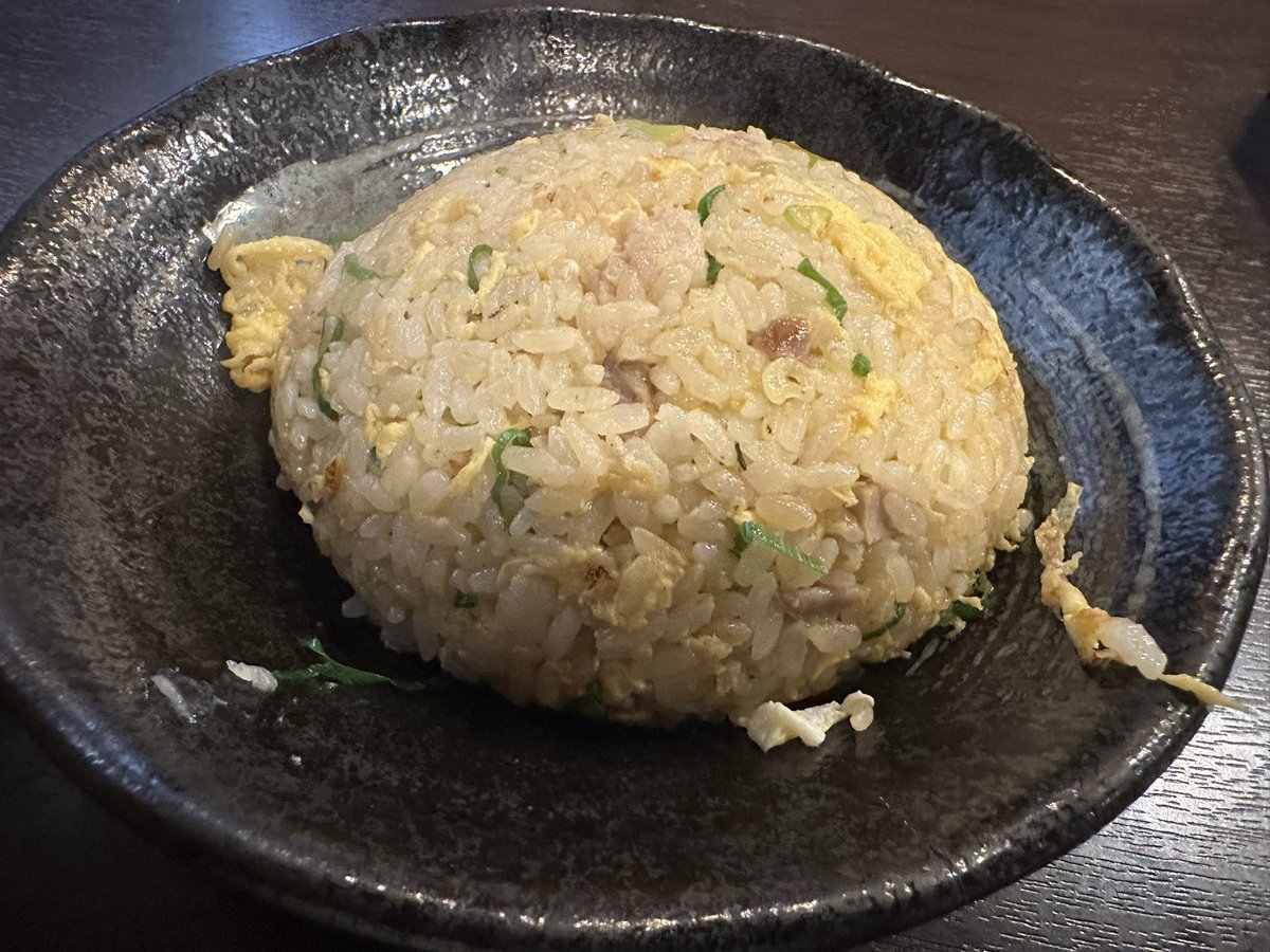 cma_j's tweet photo. 麺や 福一@千葉県成田市
○特製鶏白湯ラーメン(塩)
○半チャーハン

以前から気になっていたお店へゴー！！
鶏白湯は、クセもなく味わい深い✨
チャーシューは色々な部位が味わえる https://t.co/678gb0Ssy6