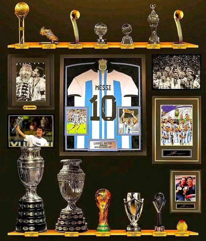 usernotfoundqtd's tweet photo. The greatest international career of all time https://t.co/7x2kBTSt52
