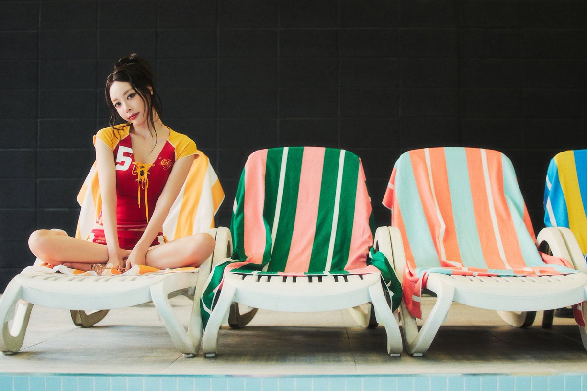 aliyusuf13's tweet photo. #bbgirls being good luck charm on sport teams with outfits they wore in bodywave  in 19/7 :
Minyoung wore ferrari for perfomance video and ferrari got good results in circuit predicted they will struggle 
Eunji : wore Spain swimsuit in mv and on her birthday Spain won world cup https://t.co/oWsbGH3DzE