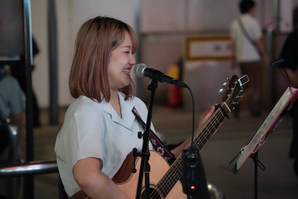 icchaaa_o01's tweet photo. 寂しさを抱きしめて / 市原いづみ

#123のいっちゃん
#路上ライブ
#新宿東南口 https://t.co/xroM60RDbl