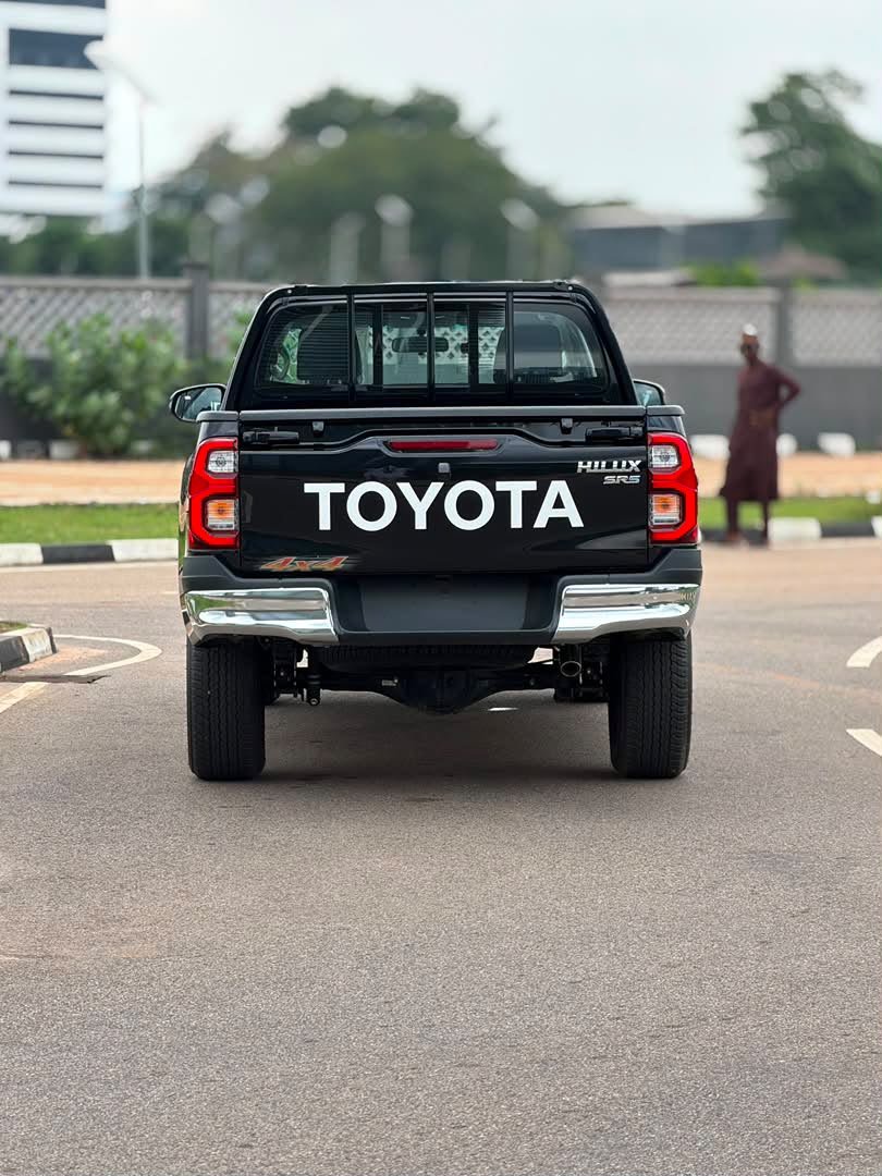 abujaautomobil's tweet photo. Brand new 2025 Automatic Hilux SR5 4 plug
Brand:Toyota
Price:#75M💰
Custom Duty:✅
Nationwide Delivery:✔
Whatsapp/call:08075158161

#abuja #viral #trending #exploremore #lagos #naijacommunity #abujatwittercommunity #foryou https://t.co/zJIVcX8PYo