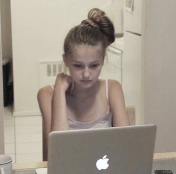 ananoaamber's tweet photo. ⊹₊˚‧︵‿₊୨ Legspo ୧₊‿︵‧˚₊⊹
#edtwt #thinspo #legs #ed https://t.co/gaU2YUXONL