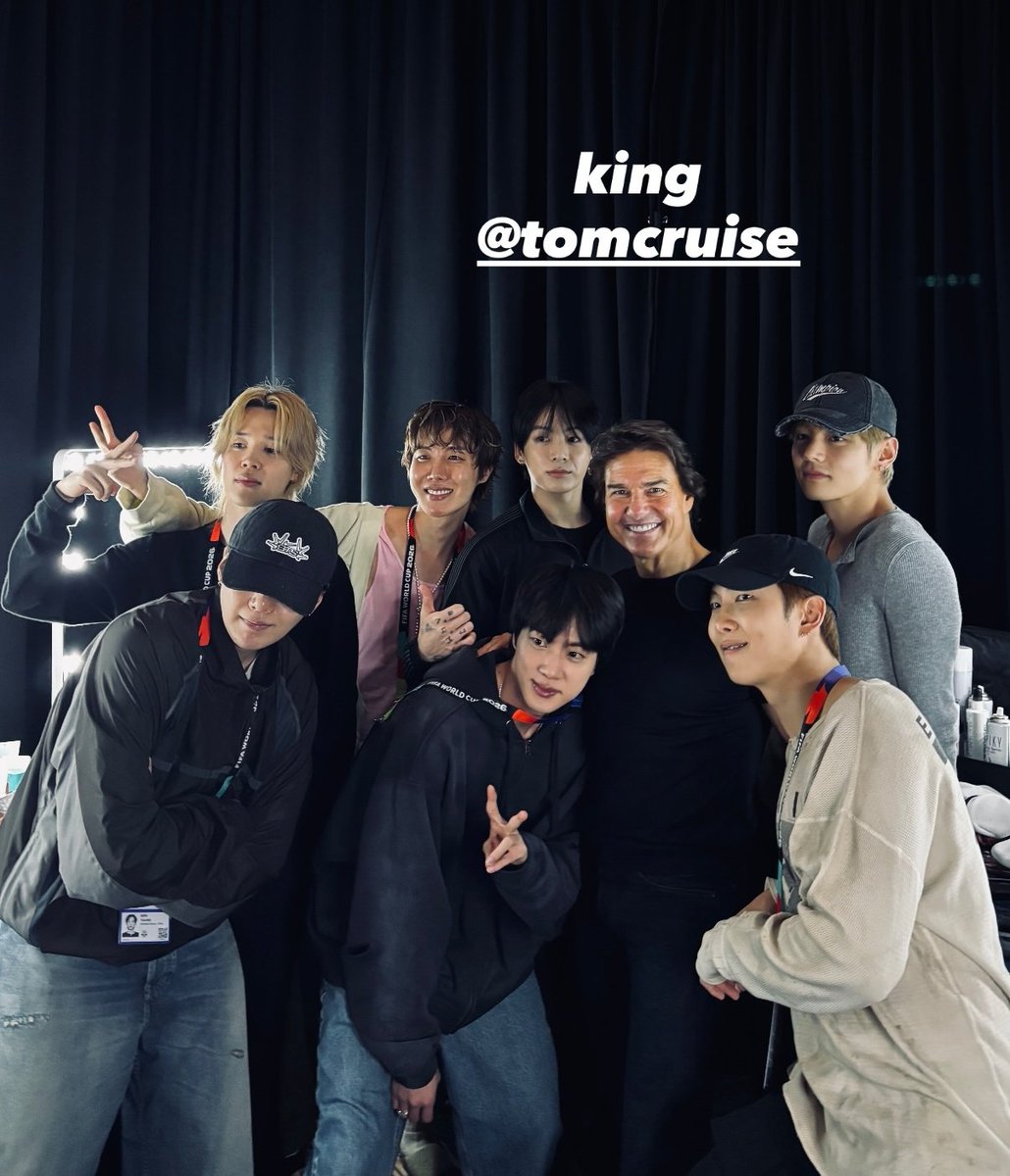 03226n's tweet photo. どない世界 トム・クルーズ△ https://t.co/ONMdDI9de9