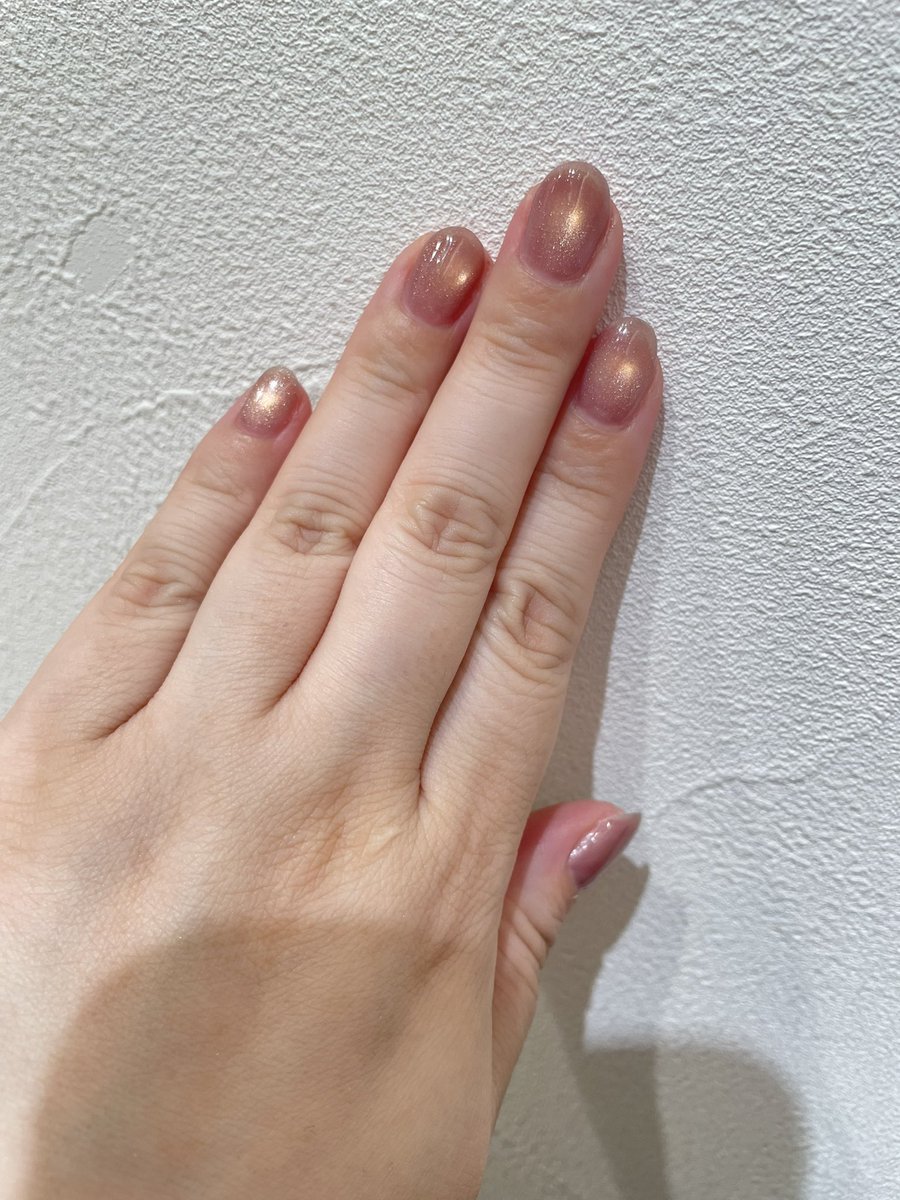misasassing's tweet photo. ネイル初心者なので、ジェルネイル固めるの熱くてびびった。
今日は異常なまでにばちばちなオレ！！ https://t.co/xIdfHcfrzv