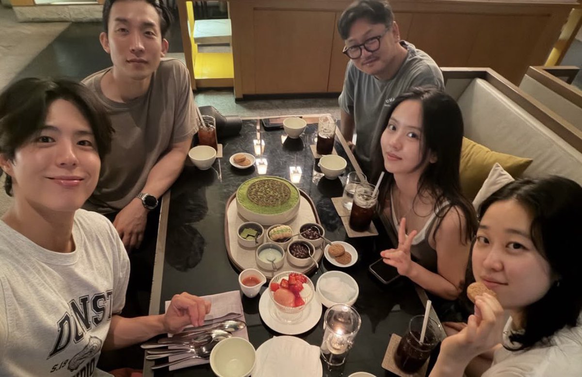 neungswa616's tweet photo. 박보검 단거 안좋아한다했는데 https://t.co/bjxf78adn3