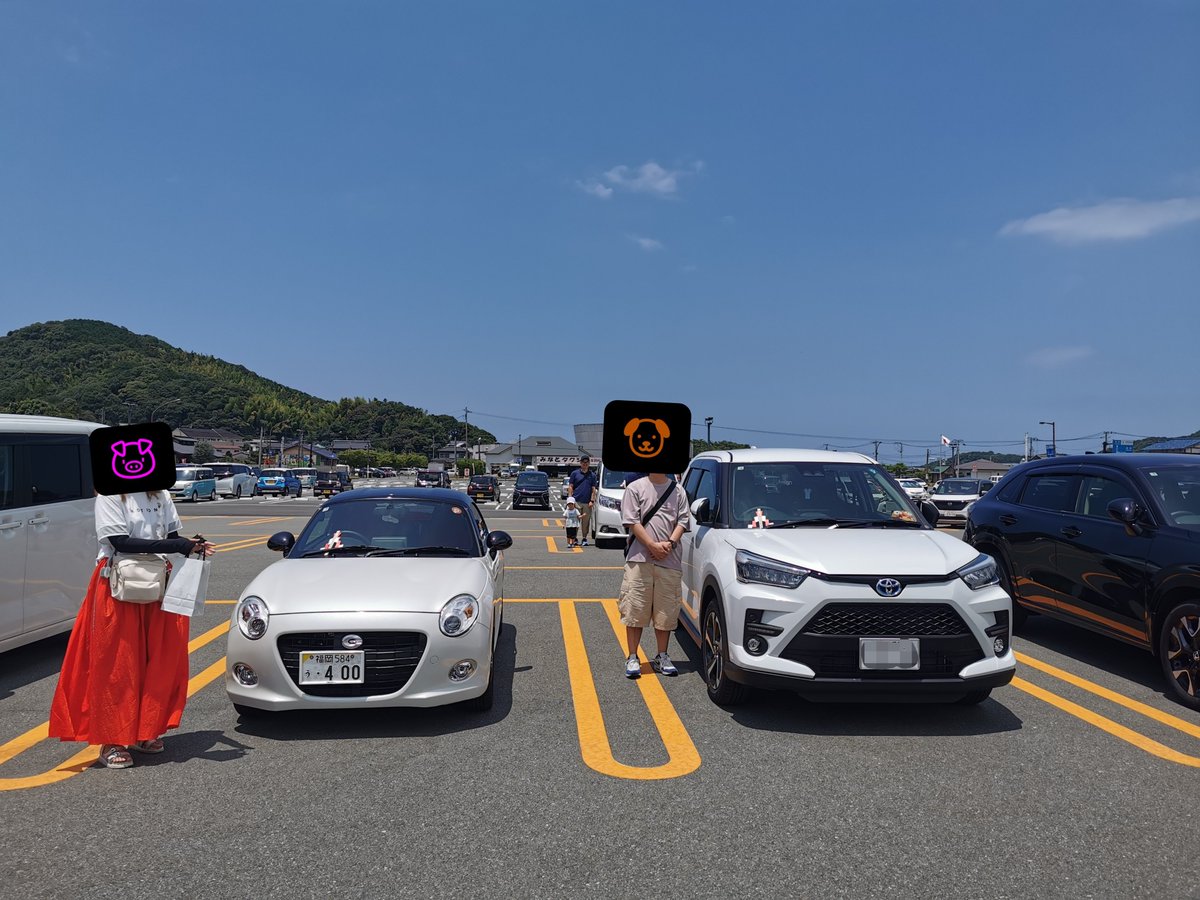 akioROADSTER's tweet photo. 今日はコペンで家族の新車ライズと一緒に宗像大社⛩️に交通安全祈願👏 https://t.co/VE3dswAM2e
