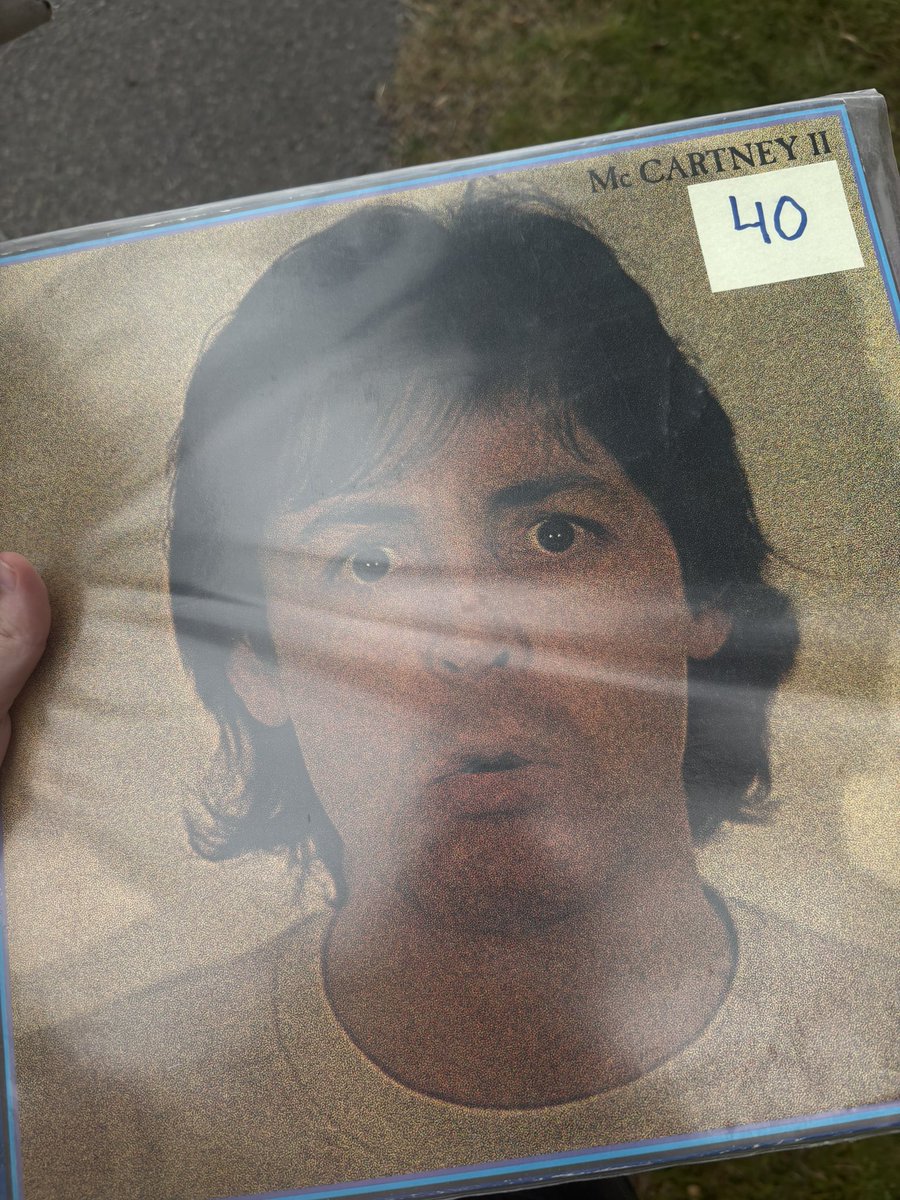 beatlejohn65's tweet photo. Bought it for like $4 at a fair!!!!!!! I'm so!!!!! happy!!!!!!!!!!!!! https://t.co/G9imUElAmu