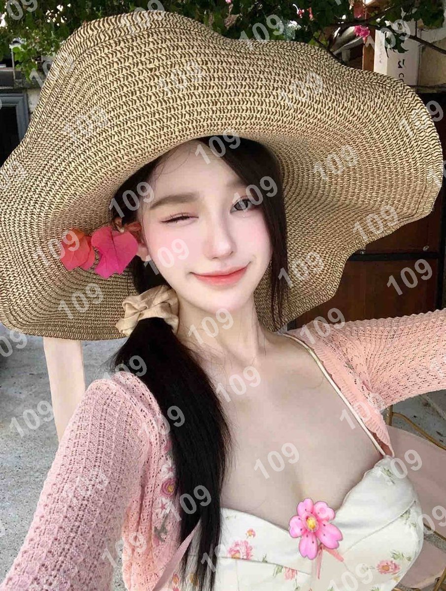 anagratieri's tweet photo. 望德堂区
👉助理@SkSk609
久久连妹子白嫖勿扰
看上了请截图妹子便客服快速安排
#澳门
“一想起那些将要见到的人、将要做完的事、将要成为的自己，就觉得未来可期，来日方长，人生真漂亮” https://t.co/OWWpeZuShI