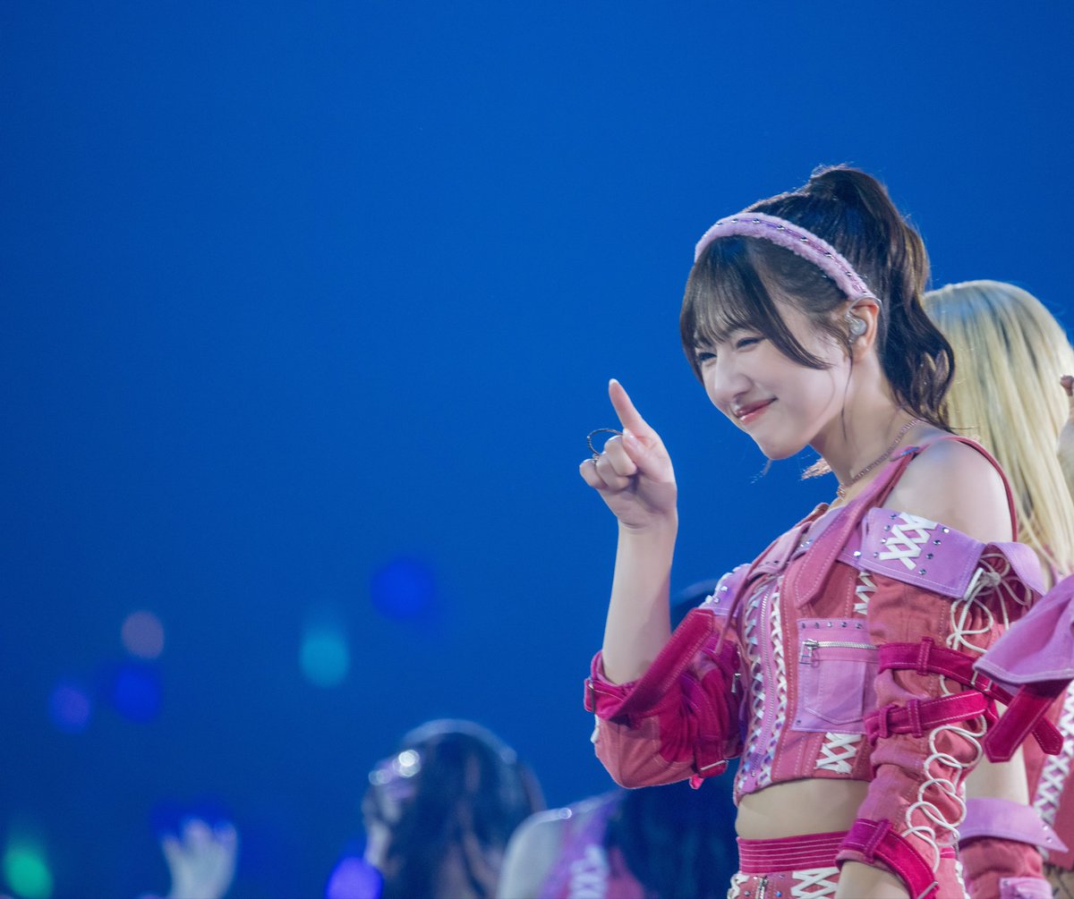 meoko18_m's tweet photo. 2026.07.17  #ノイミーアリーナツアー2026 
「喝采パレード」 @ 横浜アリーナ
#ノイミー_カメコ 

ブレててがーんの気持ちですが、下手センステ側で萌ちゃんにレスを貰った方に届けば嬉しいな😌♡

#蟹沢萌子 ちゃん https://t.co/3eWCkRtc37