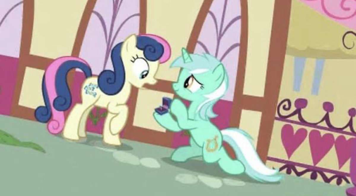 saikwolfer's tweet photo. @Noahzinho536742 @sasaftn_ @pinko_pie Amo q a lyra e a bonbon se casam no fundo de um ep https://t.co/KCrOvzWVjs