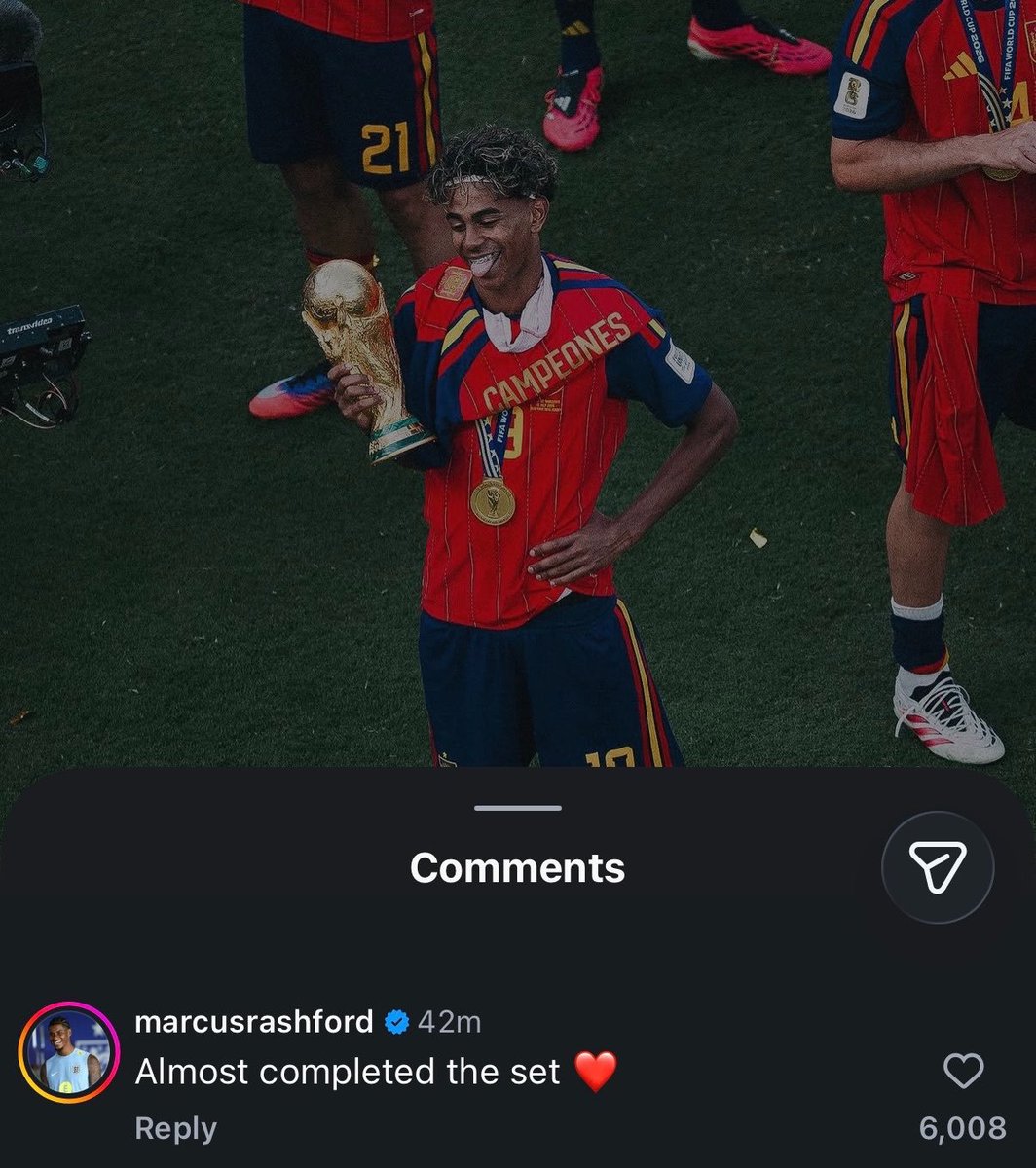 Lamineparody's tweet photo. Manunited best academy player in the last 20 years Is lamine yamal fan boy https://t.co/Kwg0psB0OH