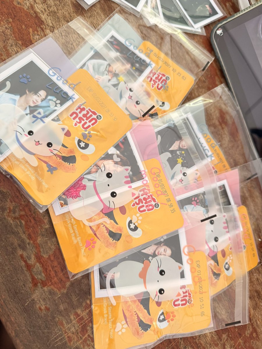 net_piyathida's tweet photo. Giveawayเล็กๆ (ปล.สั่งทำมะทันจิงๆอยุ่ตจว.) หวังว่าจะอยากได้กันนะงับ😭🙏🏻💖🥹 #25HappyNuNewDay #nunew https://t.co/Fj7NtRfh1G