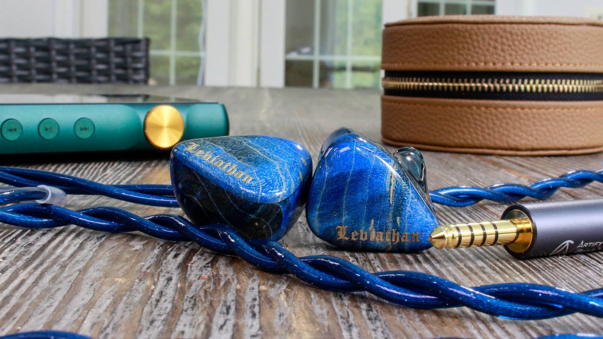onedotaudio's tweet photo. ODA LEVIATHAN T800 REVIEW 
-8-Driver Hybrid (1DD, 1 FD, 6BA's) 
-Shells made entirely from wood
-$1,299
Check out my full review of the ODA Leviathan T800 here:   https://t.co/7JR9qa2SYH
Hello, above you will find the link to my full review of the ODA Leviathan T800 which happens to be One Dot Audio's latest set as well as their flagship model. The Leviathan is a 8-Driver hybrid iem which is flat-out awesome. I went into this review not knowing exactly what to expect from a true ODA flagship and as the process went along I am absolutely singing the praises of this brand. The Leviathan represents one of the better flagship iems that I've heard under $1.5k. I hesitate to go any further with it, but I find the Leviathan to be a set that I'd reach for before most anything else outside of review periods. This set comes nicely packaged with a flagship style unboxing which includes a very nice Artify Core Abyss cable. Crafted using stabilized wood, so nice looking, built premium, comfortable. However, that sound is where this set really shines. In my review I cover the sound in full as well as everything else that I can think of. If you'd like, feel free to click the link above, or below and ask any questions that you'd like. Anyways, I hope you are all doing well. Have a great day everyone. 
🔥 Leviathan Pros 🔥 
-Packaging fitting of a flagship 
-Great Artify Core Abyss cable
-The build is next level, all wood, absolutely dope in every way
-Comfort is great for me, though the shells are rather large
-Also, the design/aesthetic of this set is so cool 
-Warm leaning, rich, and totally organic sound, musicality-first with excellent technicals
-Fantastic tonal and dynamic balance, very clean
-Strong, deep, tight, tactile, and well extended bass 
-Fantastic vocal delivery with its naturally flavored mids, really nice
-Sparkly and smoothly rendered treble has awesome extension without the sharpness
-Detail retrieval 
-Sound separation and imaging 
-Stage carries a very holographic display, intimate yet very well dimensioned 
😕 Leviathan Cons 🥶 
-Size may be too large for smaller ears
-Extreme bassheads will not find what they are after here
-Extreme treble heads or even neutral-natural lovers won't find that here either
-While $1,299 isn't a bad cost at all, there potentially may be some availability issues. That is simply my fear and I could totally be wrong
-May be too smoothened for some folks
-Bass presence could be a problem for those reference bass lovers
Check out my full review of the ODA Leviathan T800 here:   https://t.co/7JR9qa2SYH