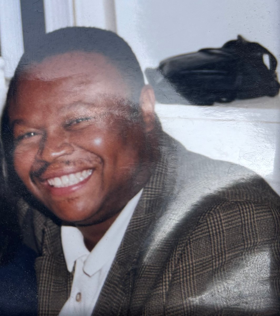 BaltCoPolice's tweet photo. #MISSING: Jerry Hunt, 5'8" and 245 lbs.  Last seen on 7/18/26 around 1:30pm in the Pikesville area.  Last seen wearing a black t-shirt, black shorts, and white Nike sneakers.  Drives a black Hyundai Sonat MD tag 2AW6148.  If located please contact 911 or 410-887-1279. https://t.co/96uo3iVFmj