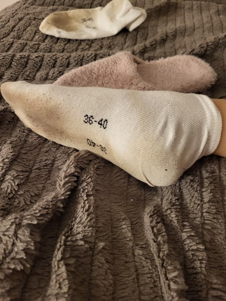 Minii_Highness's tweet photo. do my smelly socks turn u on, freak?
dm me, i want some gifts to my throne. https://t.co/fZp2gpgQNm