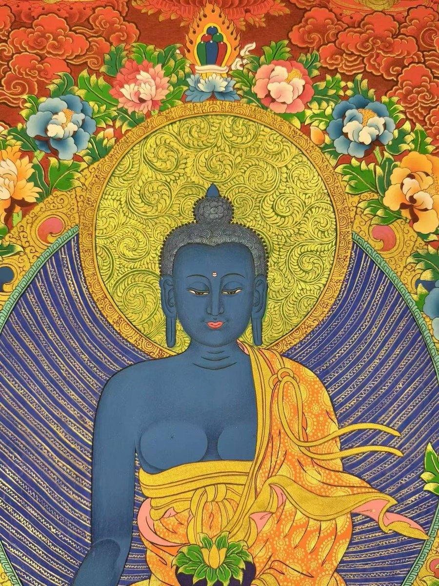 mobai186501's tweet photo. #唐卡 #藏传艺术 #TibetanArt #EasternAesthetics #tangka

 Red Background Thangka of Medicine Buddha Mandala.
Heal physical ailments, relieve insomnia and anxiety, ward off plagues, prolong life and harmonize body and mind. https://t.co/nHOX2Spuqr
