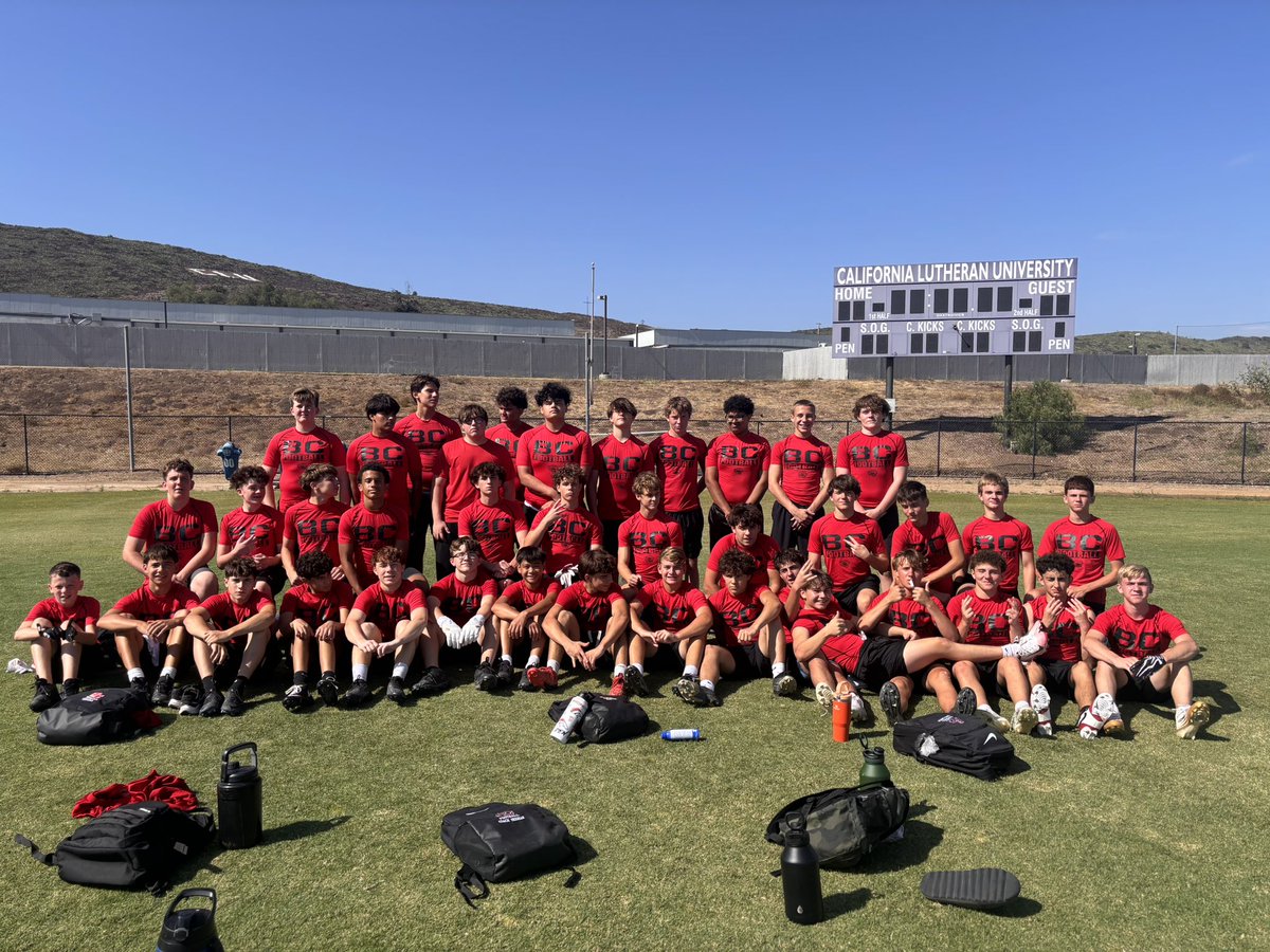 BCJagsFootball's tweet photo. Freshman enjoying camp! Let's go BC Jags!! ❤️🏈🖤🐆 #jagnation #bouldercreekfootball #breaktherock https://t.co/PsfXxmaUcE