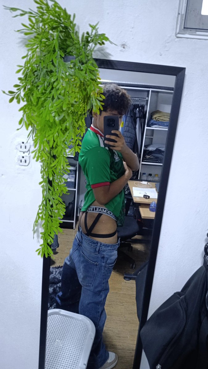 jxchxrr's tweet photo. @TwinksEdoMex
@CruisingenlaFes 
Ya me siguen en ig?
https://t.co/OXVgWrnvmL https://t.co/wPxFwO03n0