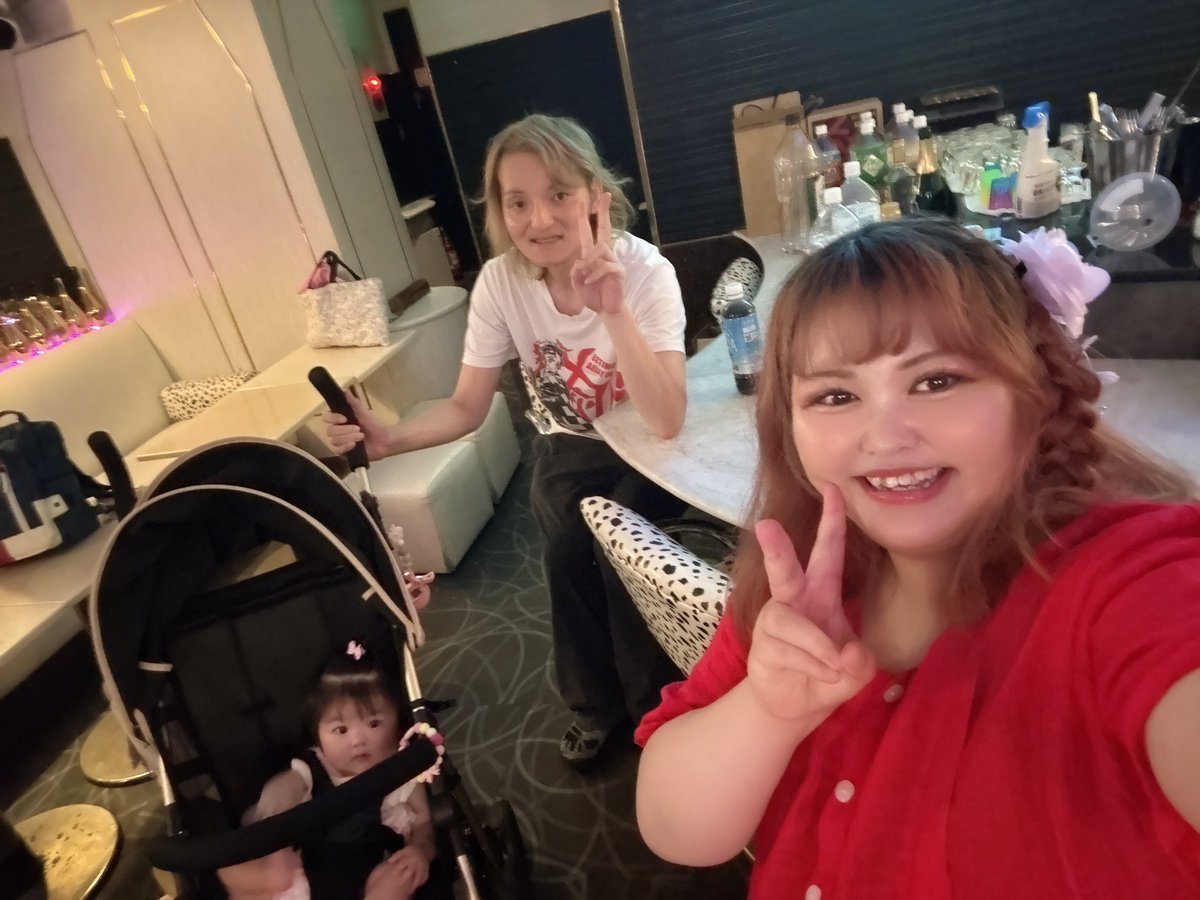 sakiiirin's tweet photo. 昨日オフ会来てくれた方、ありがとうございました🩷
めっちゃ楽しかったよ〜🫶
きゃりるなオリシャン2本もありがとうございます😭✨
またよろしくお願いします🥰 https://t.co/CYJruvMTi3