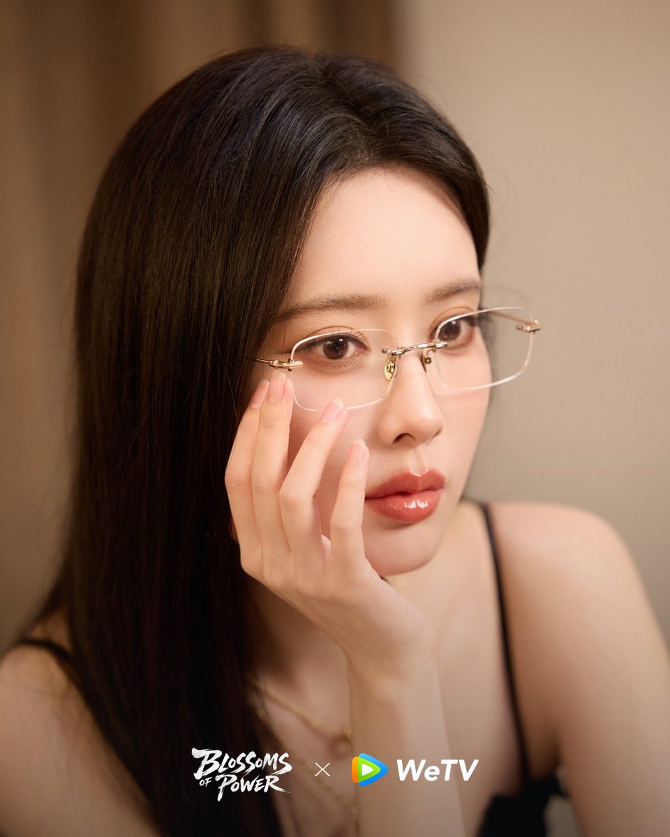 WeTVOfficial's tweet photo. 🌺 #BlossomsofPower is streaming now on WeTV exclusively.

✨Starring #HeYu #MengZiyi (Listed in order of surname stroke count)

🔗👉🏻https://t.co/q3CnMeypD2

#百花杀 #何与 #孟子义 #WeTV #WeTVAlwaysMore https://t.co/Pq1M4cIOy1