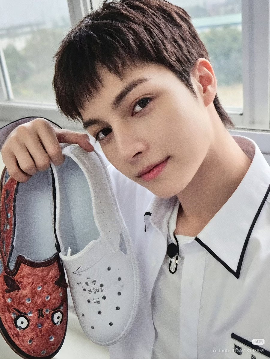 LilDeerCharlie's tweet photo. น่ารัก 😍

cr. Ooooboe✨️ (xhs)

#SMTR25 #CHARLIEMULLIS #CHARLIE #찰리 https://t.co/EoYeGZwXyD