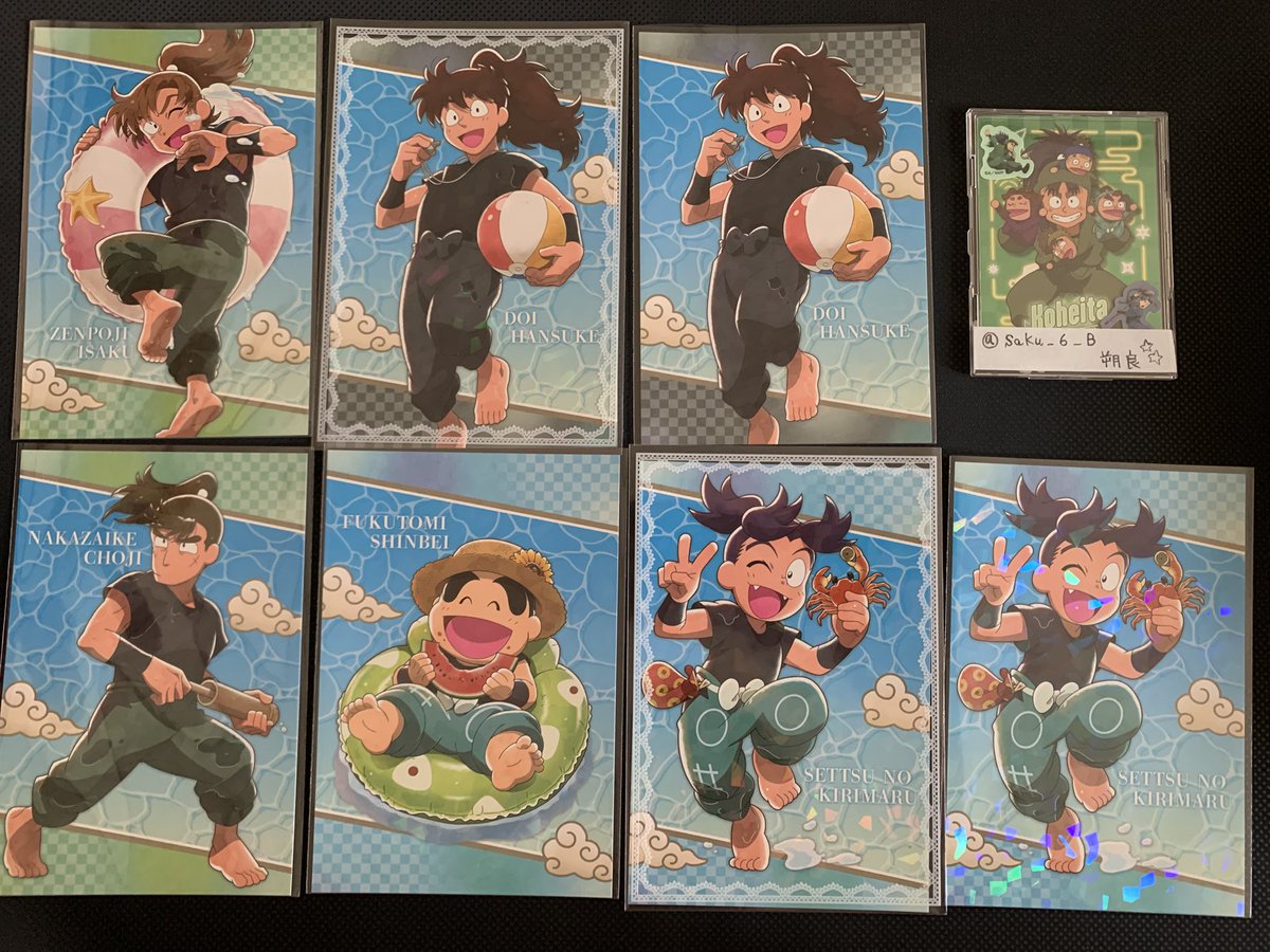 saku_6_B's tweet photo. 【交換】忍たま KIDDY LANDはじける笑顔！全力水遊び大作戦の段 特典 ホログラム ポストカード

【譲】
善法寺/土井2/中在家1(1)/きり丸2/しんベヱ1

【求】
同種七松・食満orクリアカードの七松・食満(書き下ろし絵柄ホロ)>>>>500円

土井・善法寺は中在家・しんベヱ含む2:2からの交換のみ。→ https://t.co/q0SmcpQ3FZ